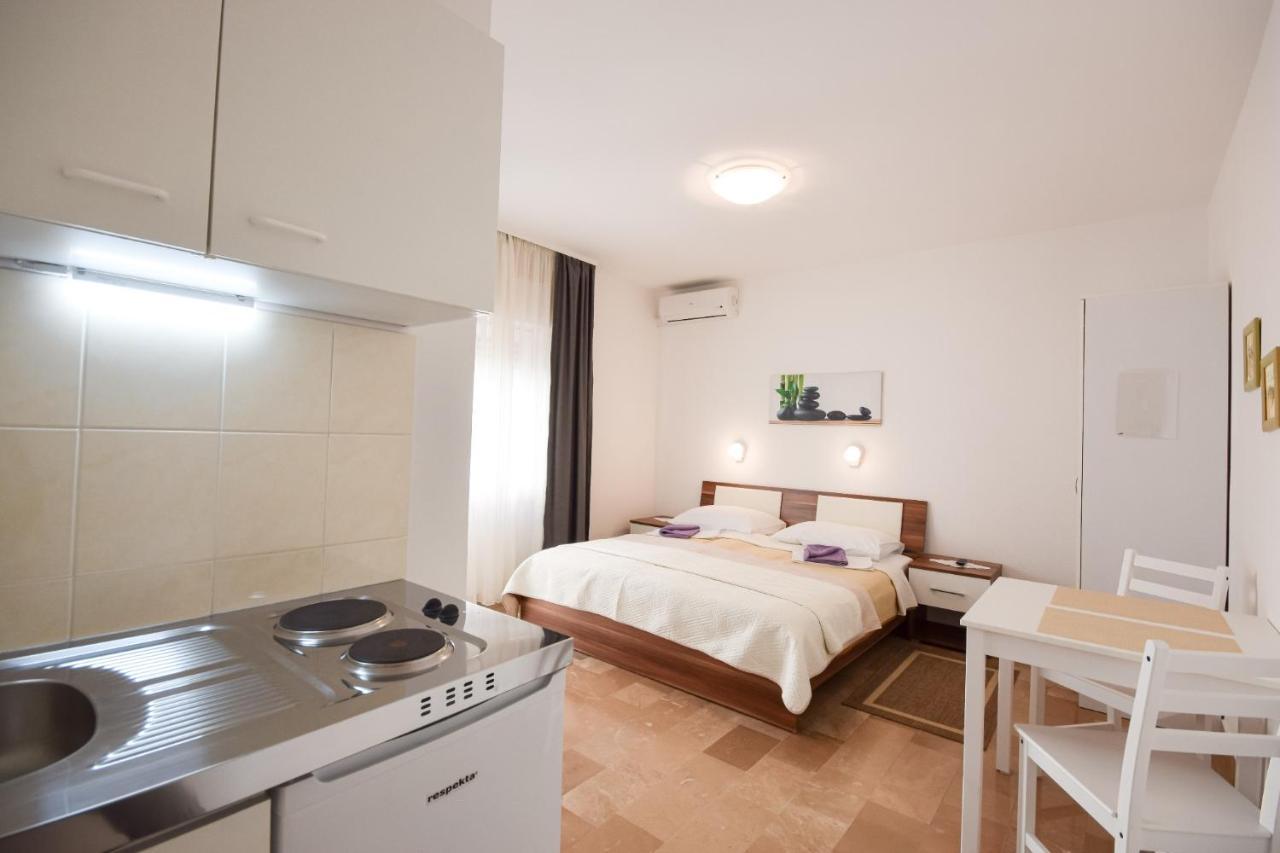 B&B Villa Ivona Baška Voda Habitación foto